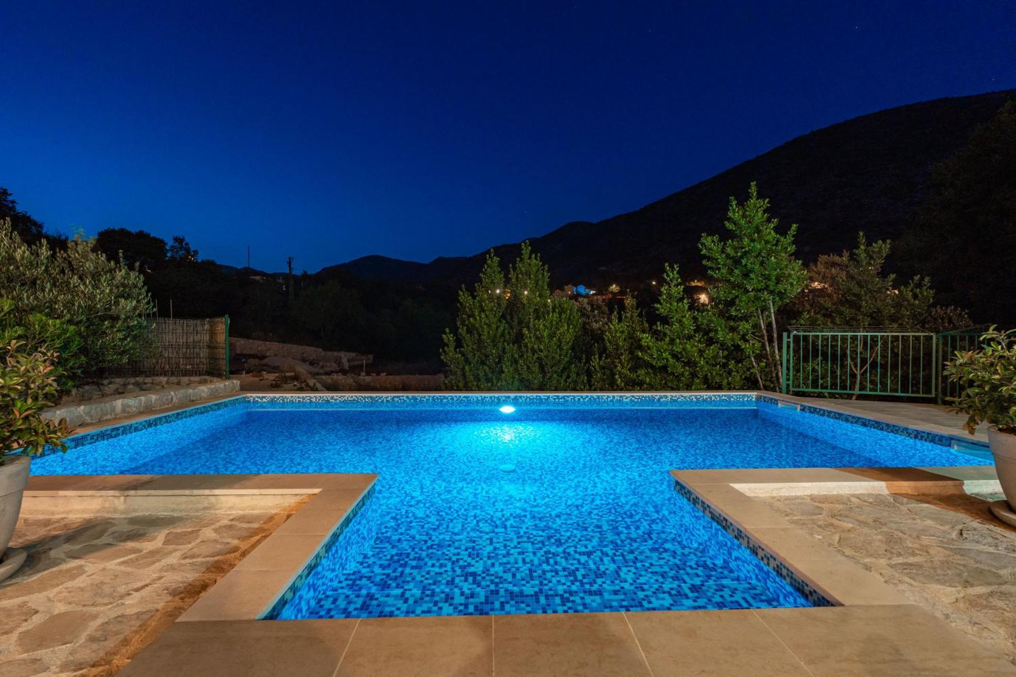 Villa Petmat - With Private Pool And 6 Bedrooms 杜布罗夫尼克 外观 照片