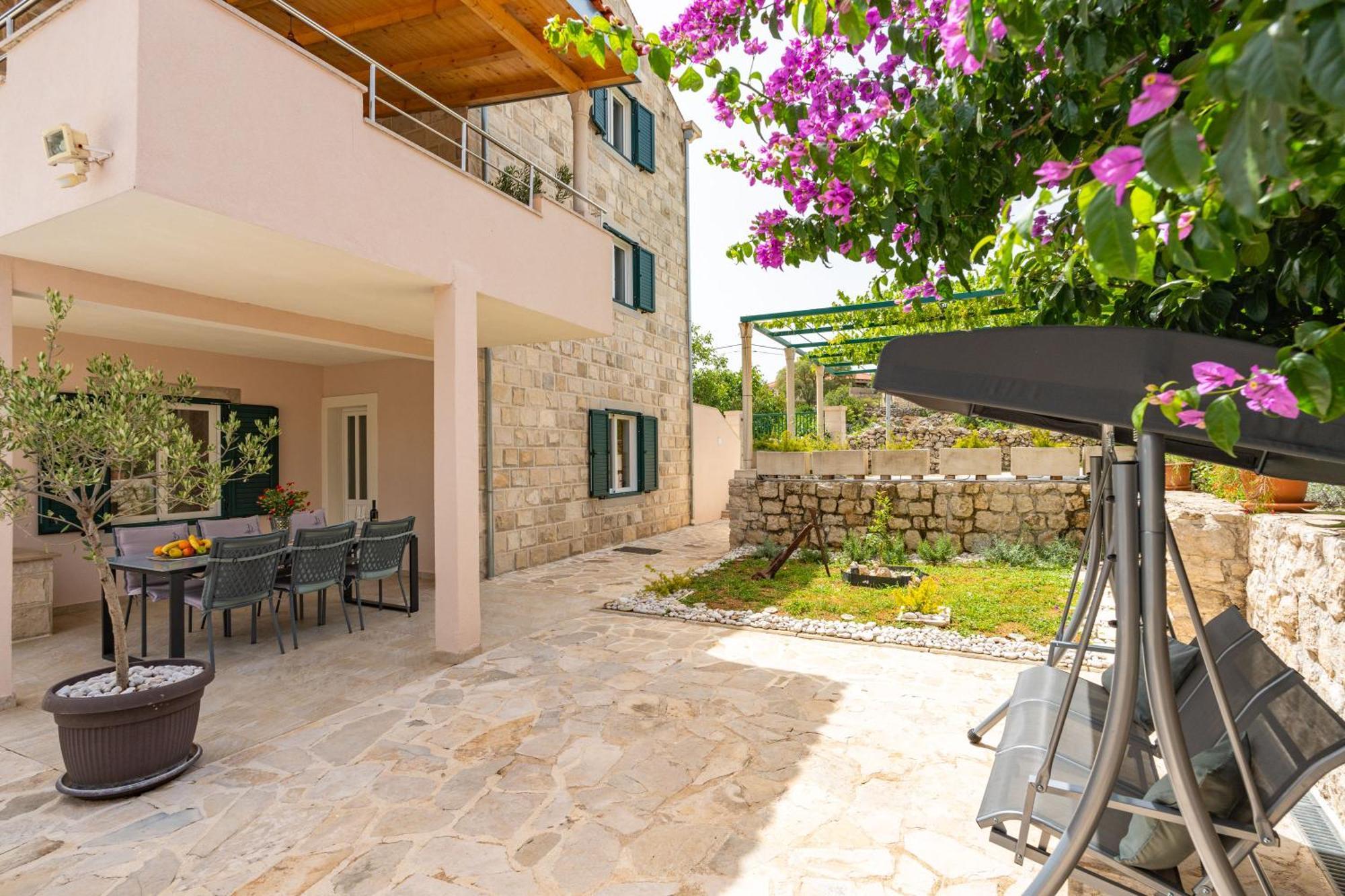 Villa Petmat - With Private Pool And 6 Bedrooms 杜布罗夫尼克 外观 照片